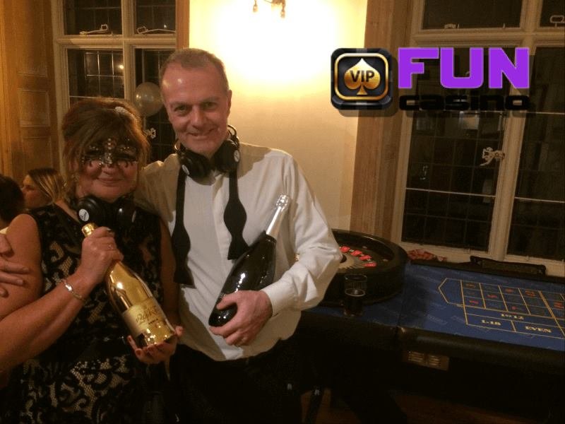 Fun casino prize winners celebrating